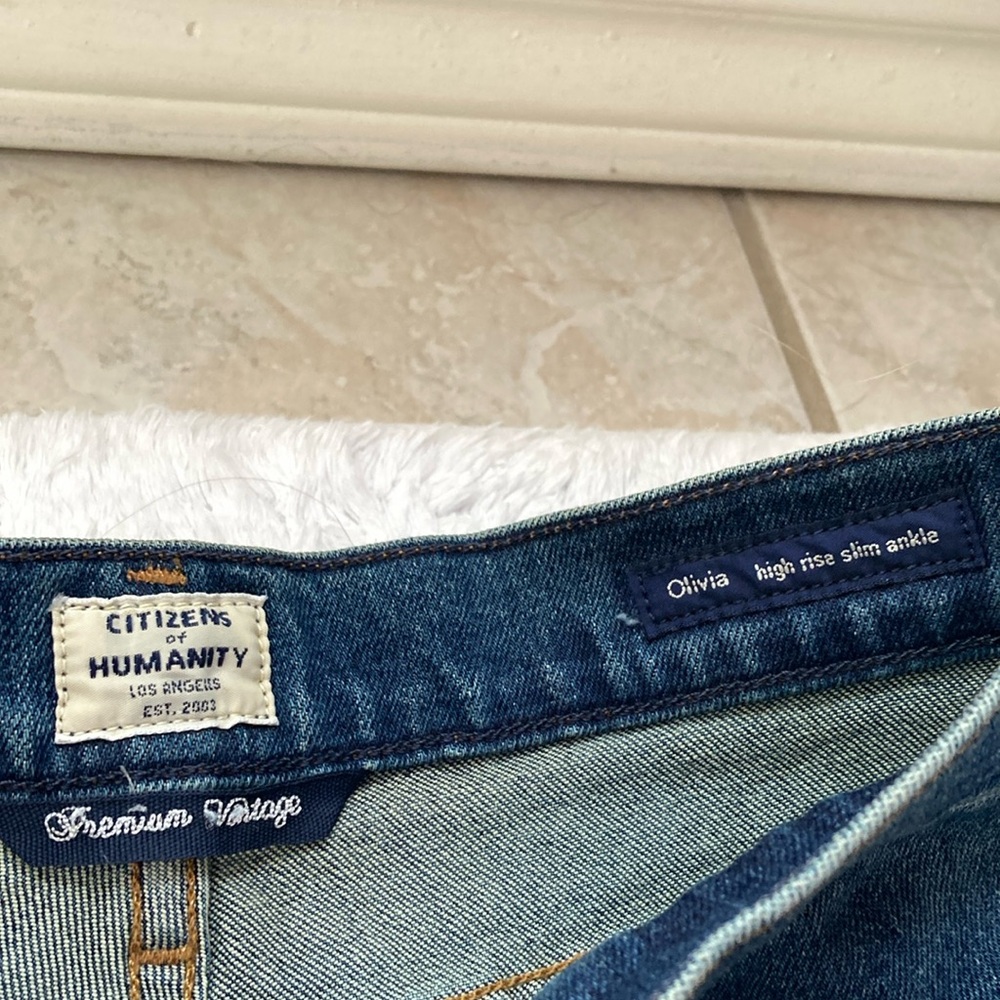 High Rise Blue Jeans - Picture 4 of 10